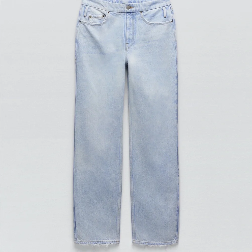 ZARA Good American '90s Relaxed Jeans BNWT - Picture 5 of 5